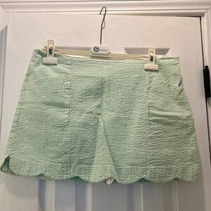 Lilly Pulitzer Green Skorts with Scalloped Hem and seersucker Fabric